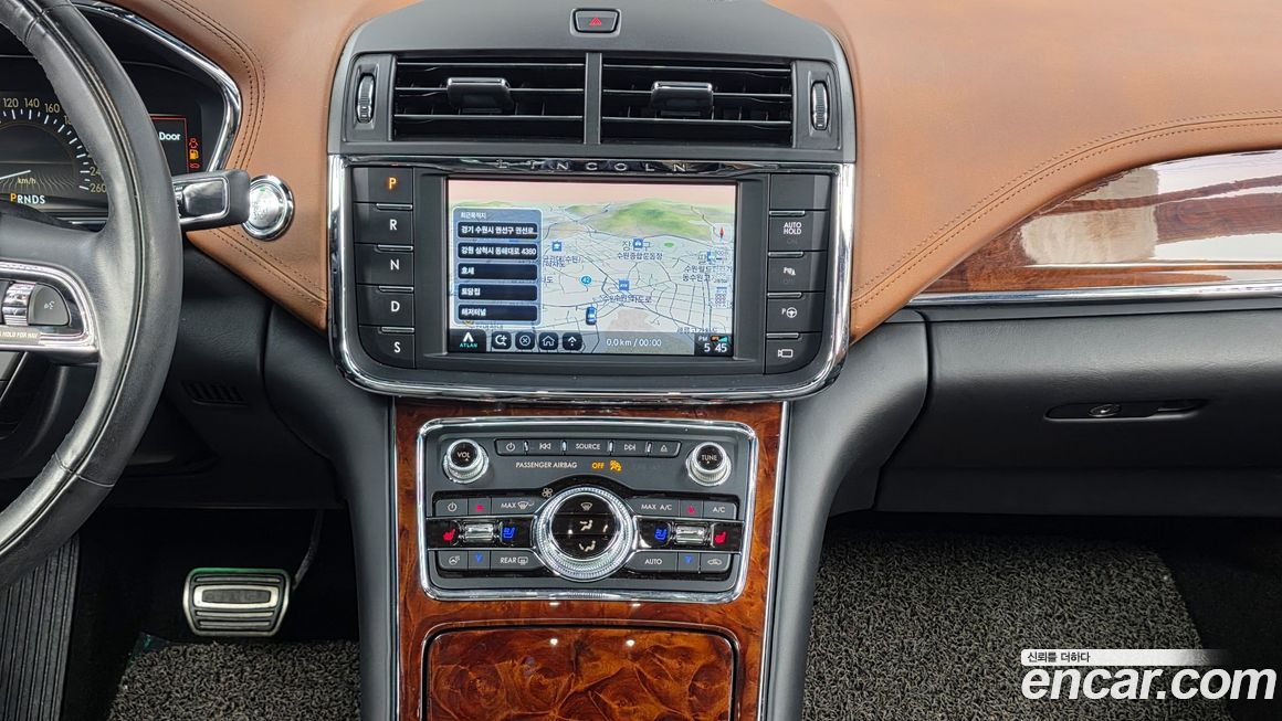 Lincoln Continental 2019