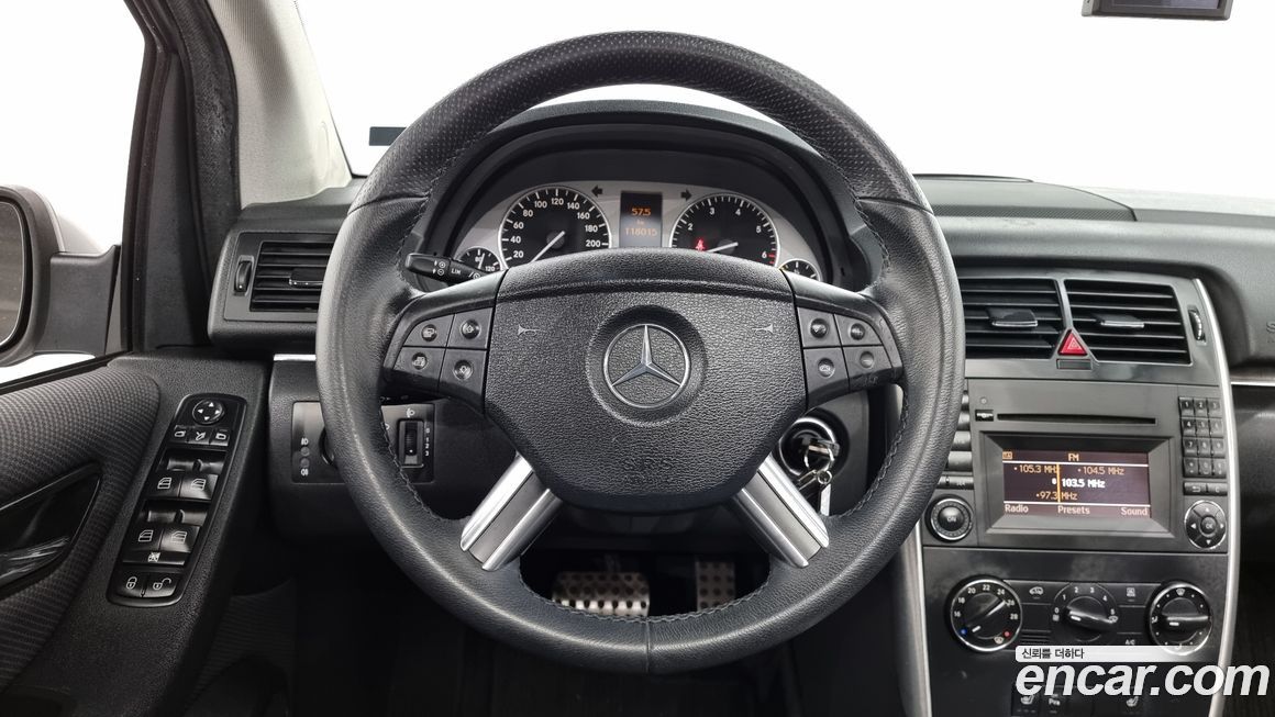 Mercedes-Benz B-Class 2011