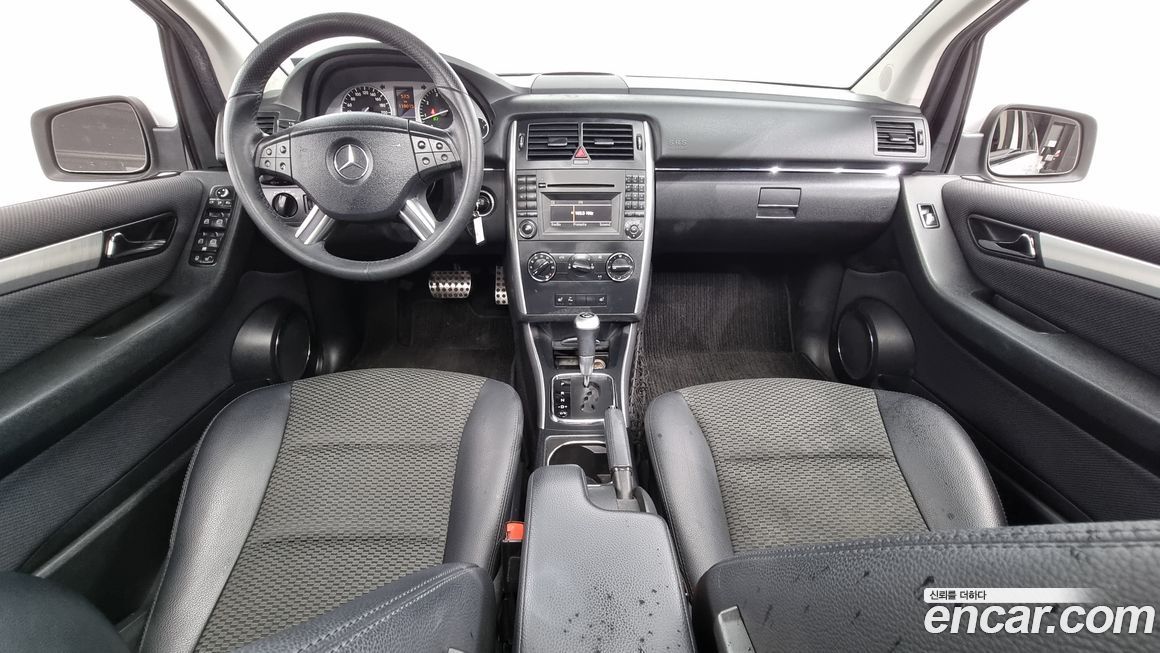 Mercedes-Benz B-Class 2011