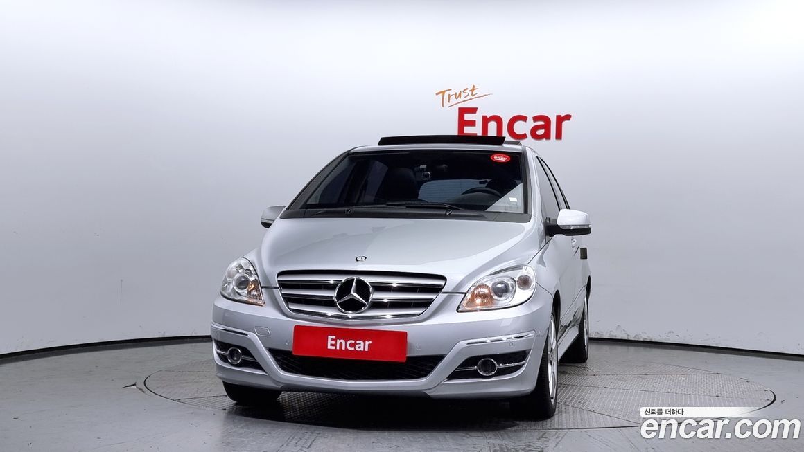 Mercedes-Benz B-Class 2011