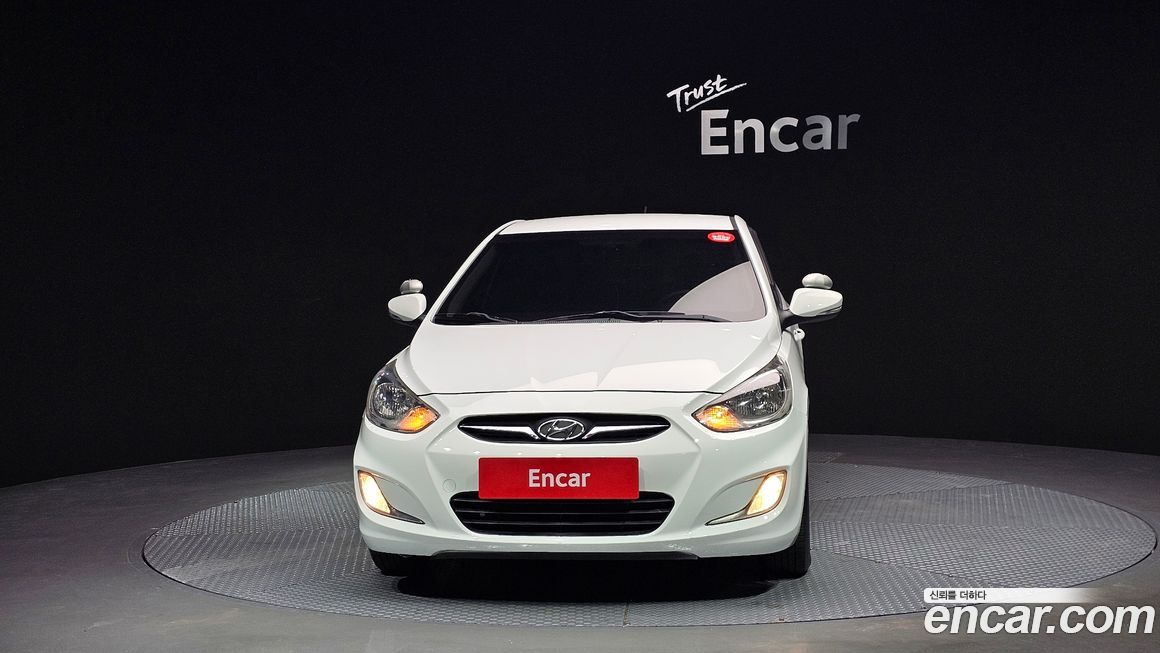 Hyundai Accent 2012