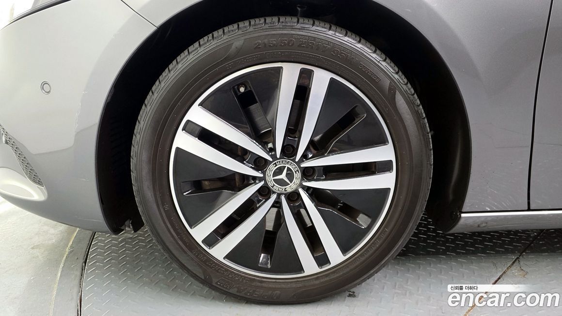 Mercedes-Benz A-Class 2022