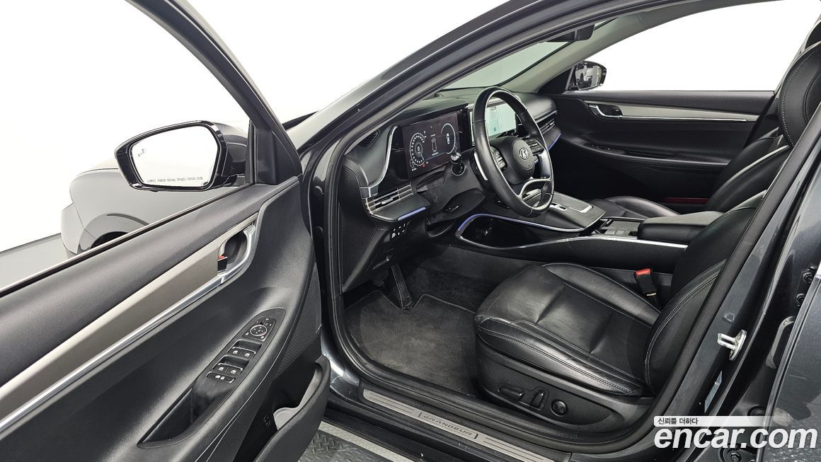 Hyundai Grandeur 2022