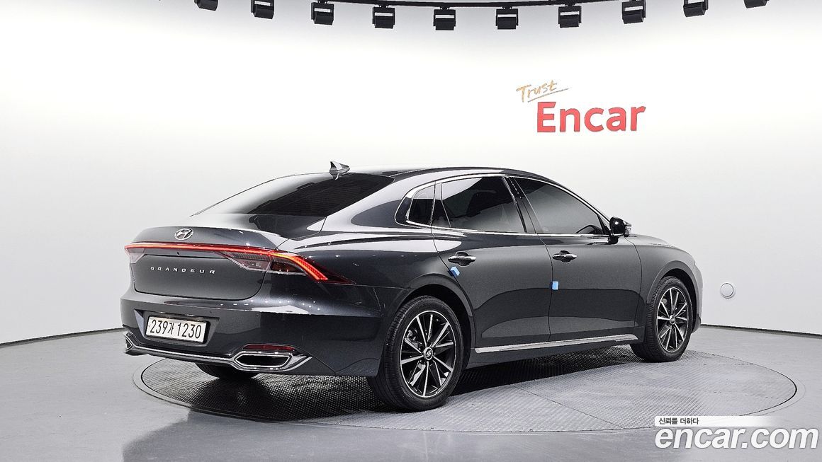 Hyundai Grandeur 2022