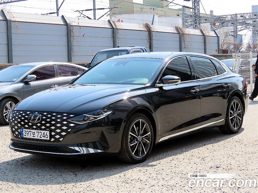 Hyundai Grandeur 2022