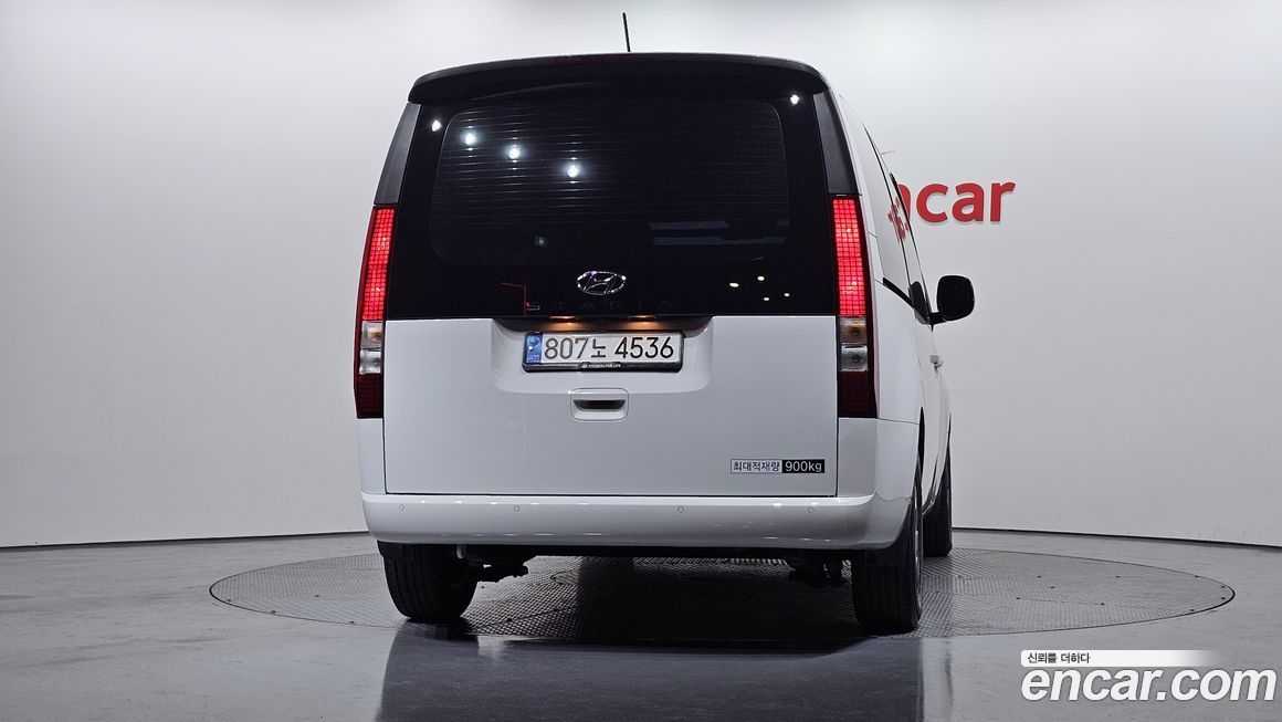 Hyundai Staria 2023