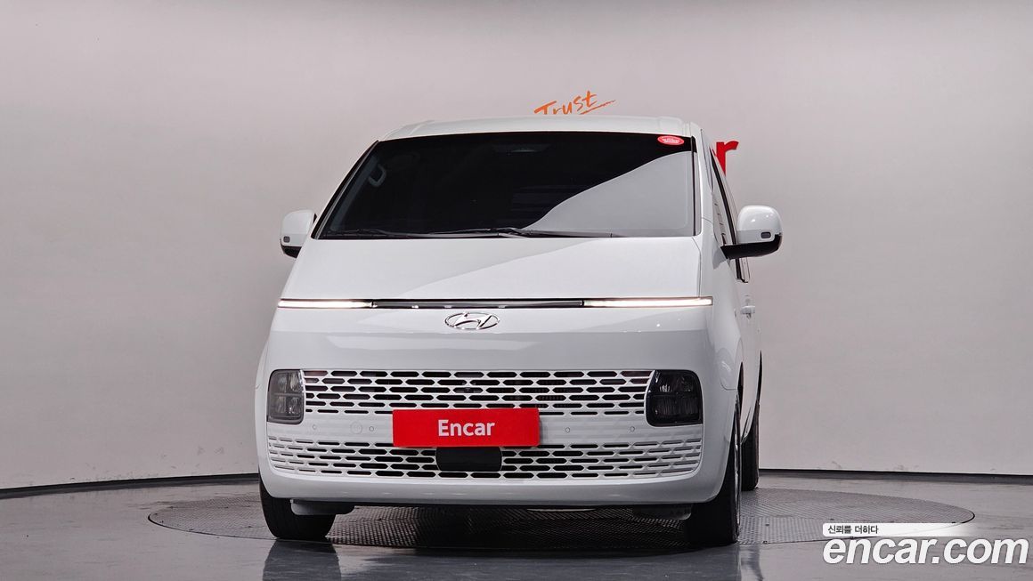 Hyundai Staria 2023