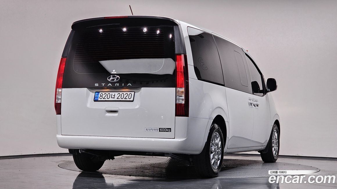 Hyundai Staria 2023