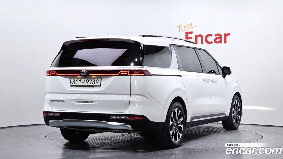 Kia Canival 2021