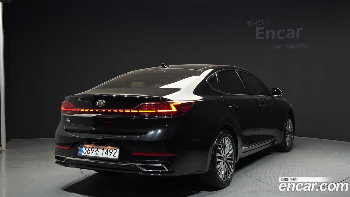 Kia K7 2021