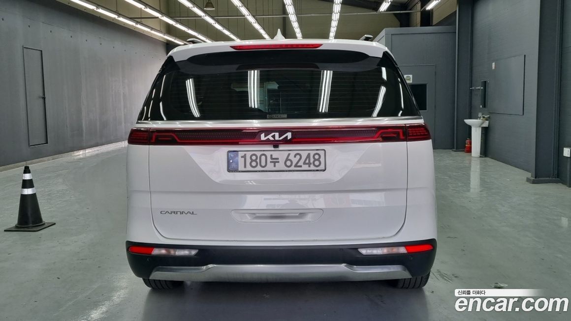 Kia Canival 2023