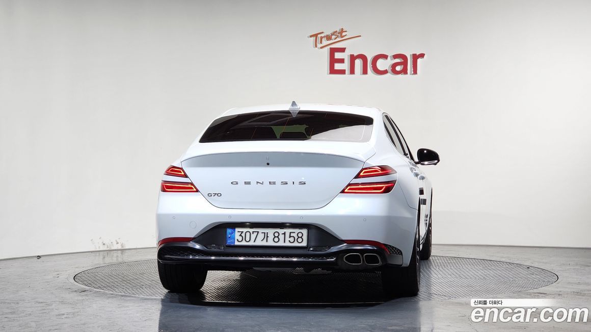 Genesis G70 2022