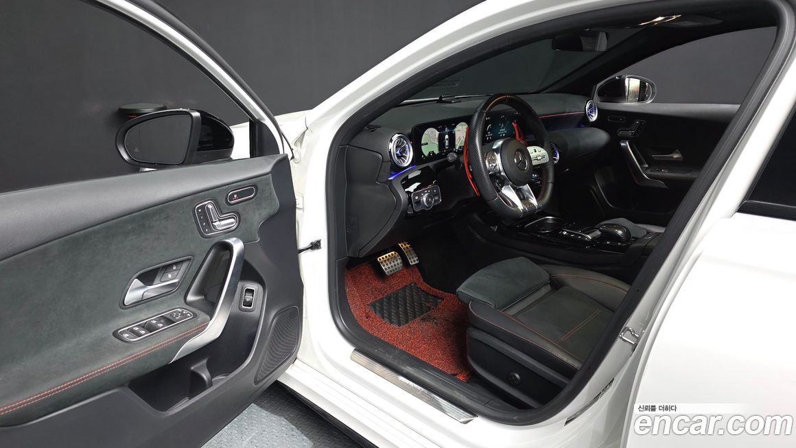 Mercedes-Benz A-Class 2023