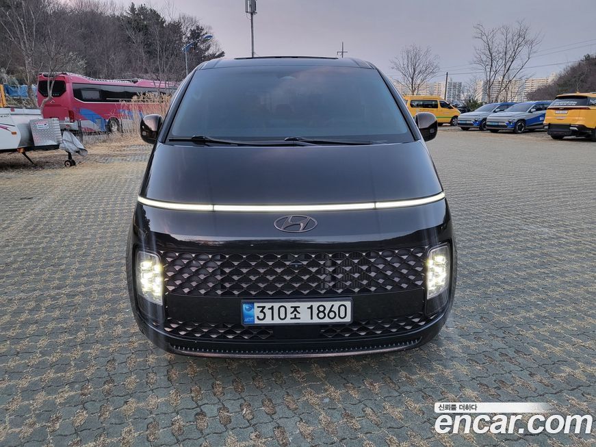 Hyundai Staria 2022