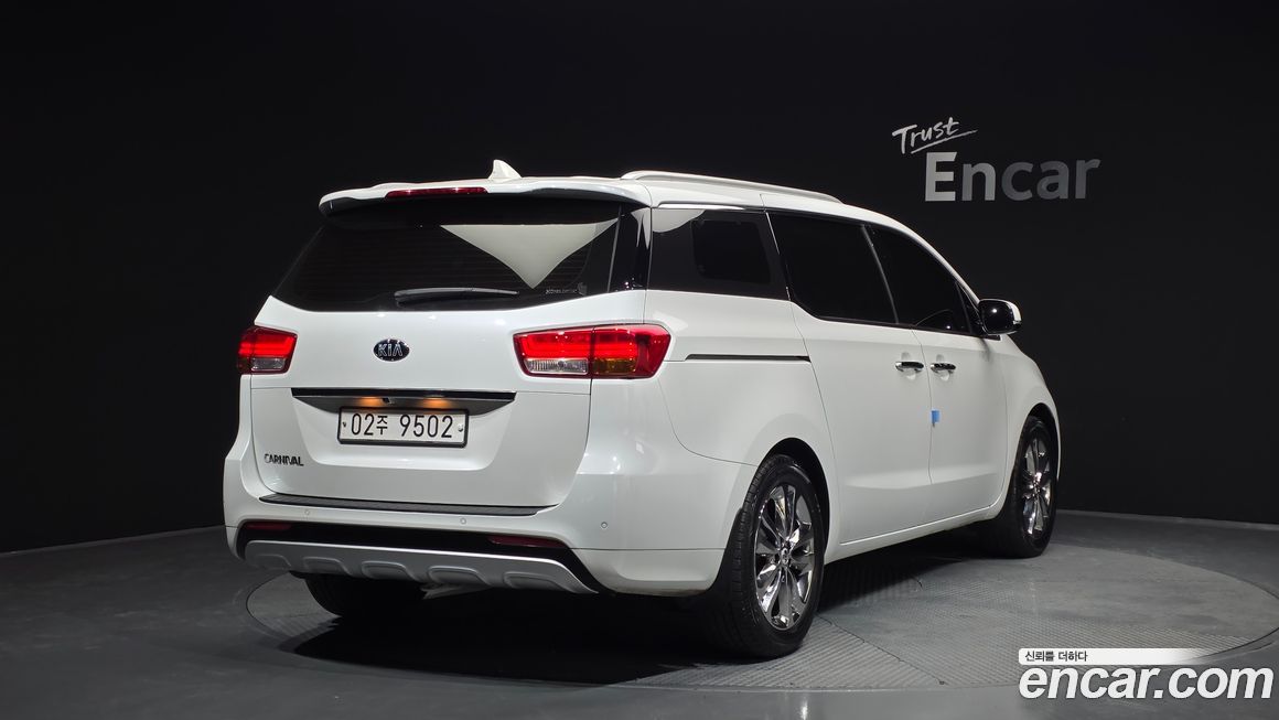 Kia Canival 2018