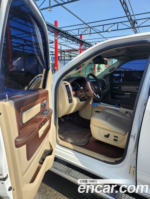 Dodge Ram Pick Up 2014