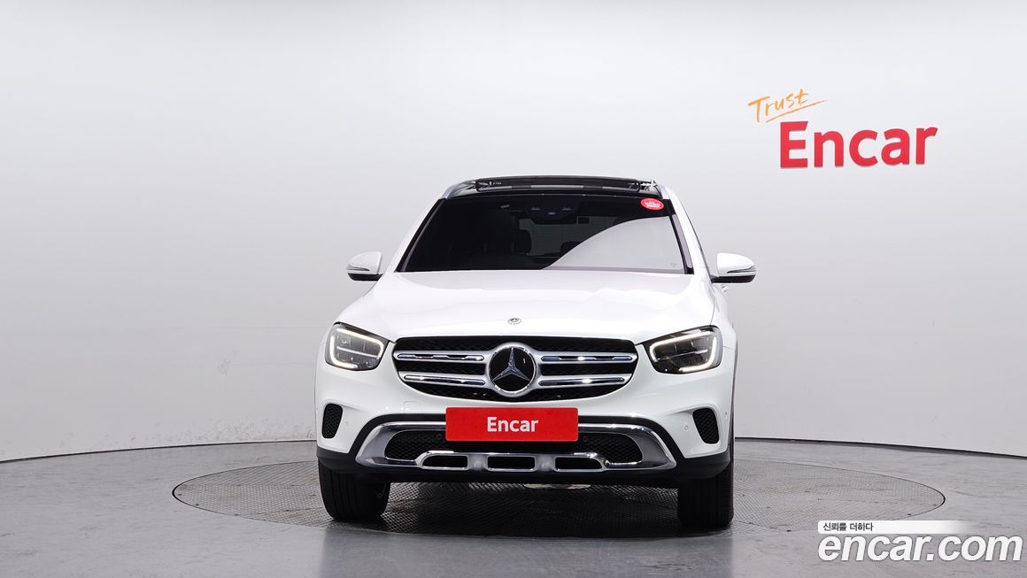 Mercedes-Benz GLC-Class 2021