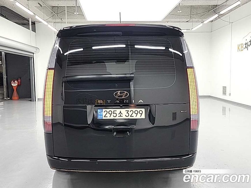 Hyundai Staria 2022