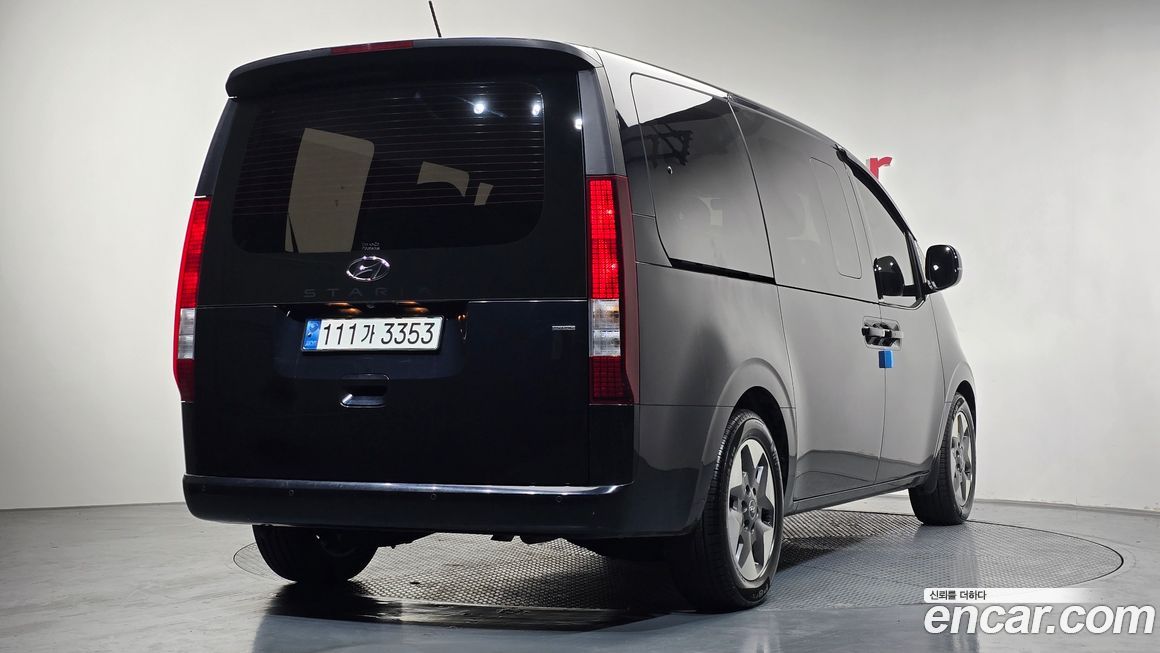 Hyundai Staria 2022