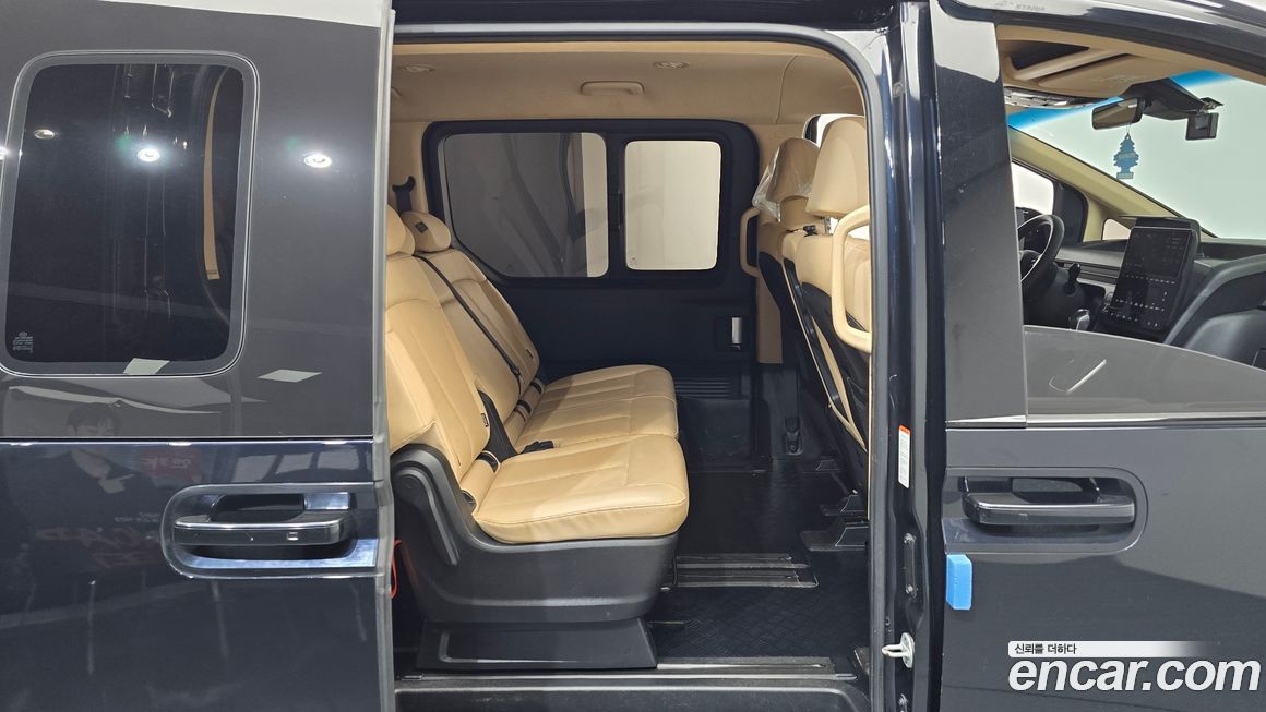 Hyundai Staria 2022