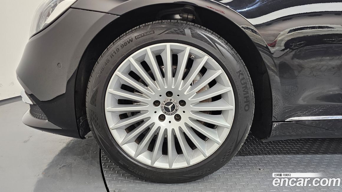 Mercedes-Benz S-Class 2019