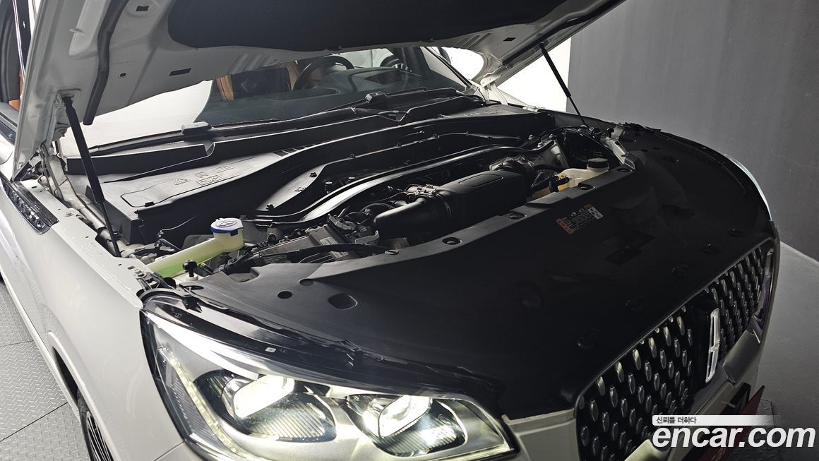 Lincoln Aviator 2021