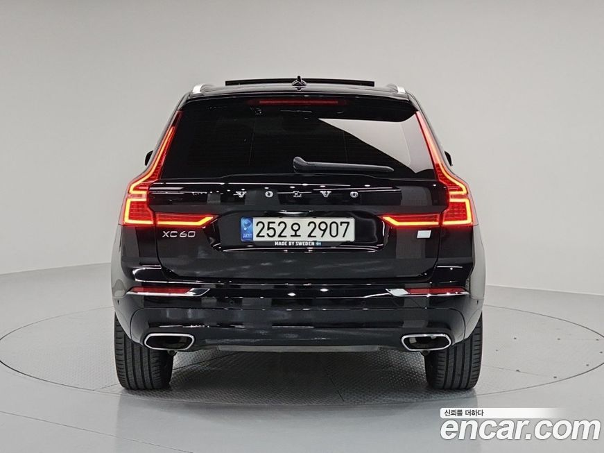 Volvo XC60 2021