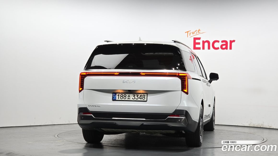 Kia Canival 2024