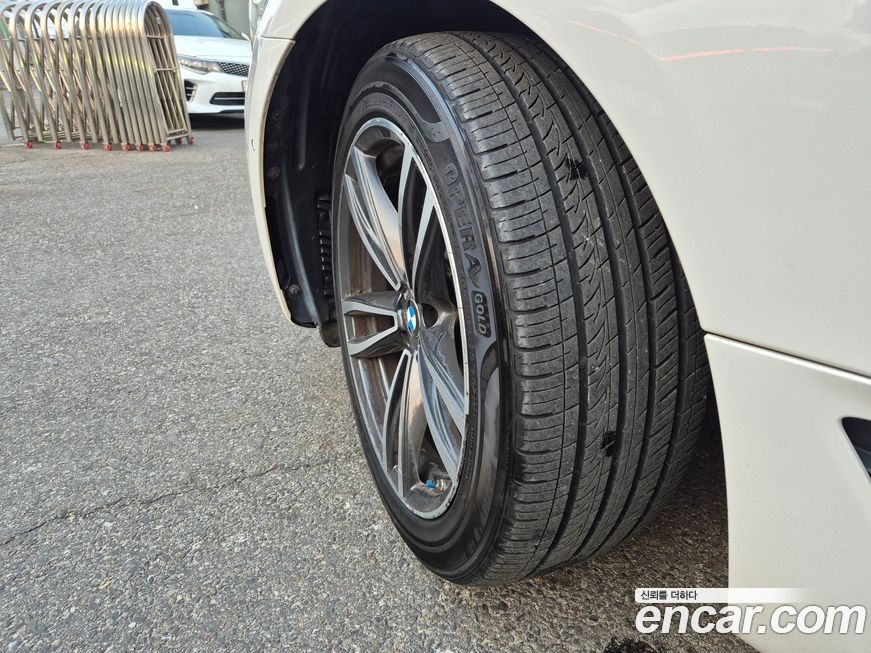 BMW Gran Turismo 2023