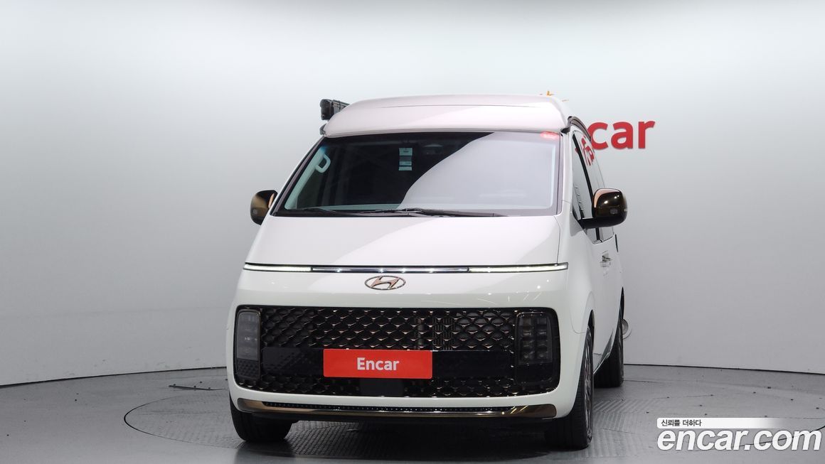 Hyundai Staria 2024