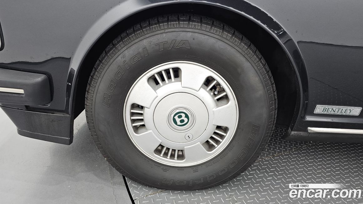 Bentley Brooklands 1993