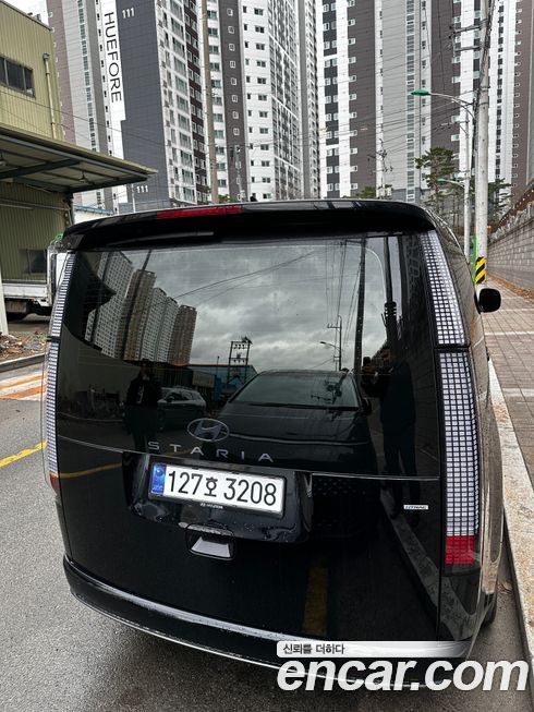 Hyundai Staria 2025