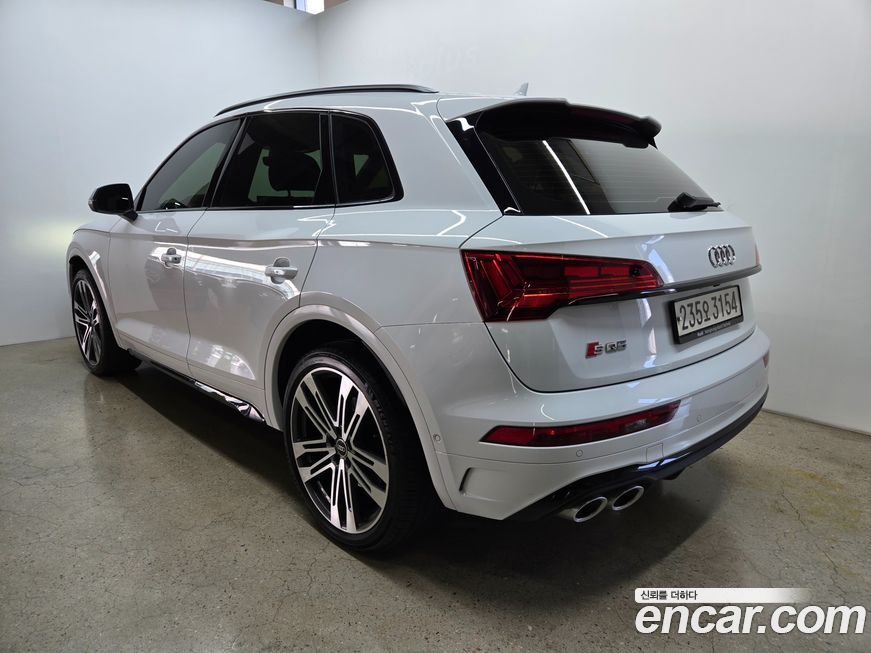 Audi SQ5 2022