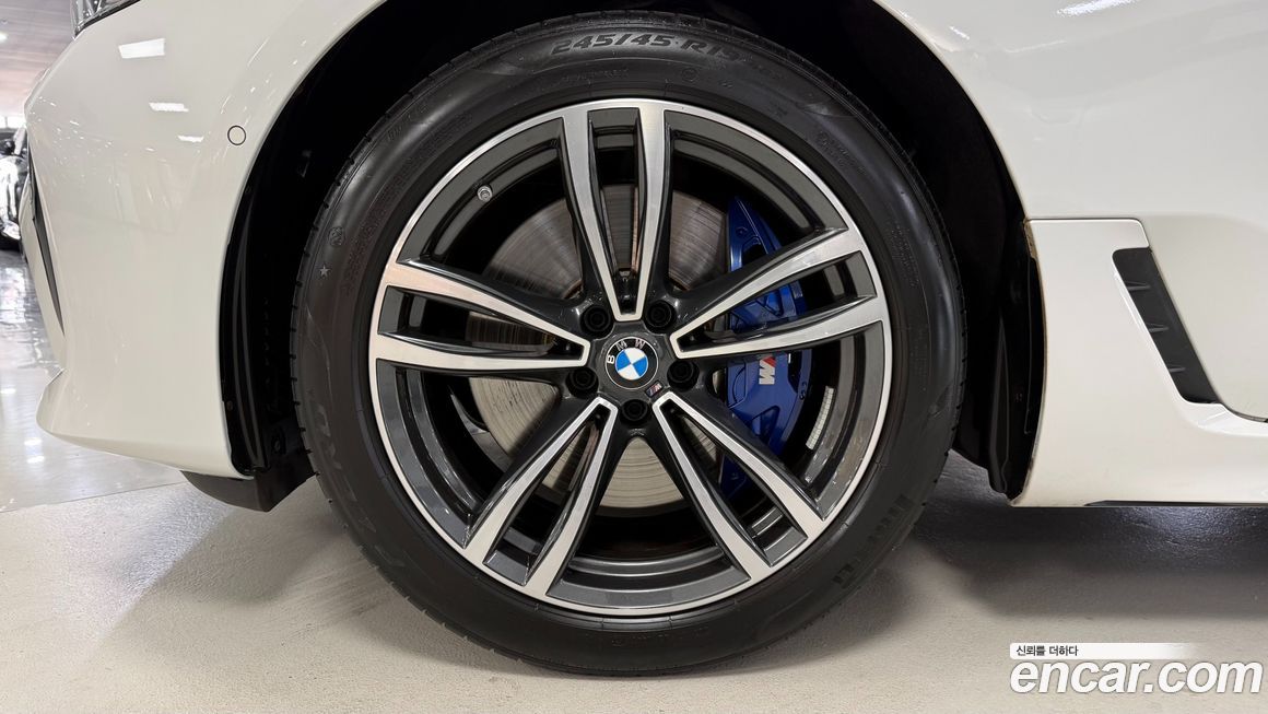 BMW Gran Turismo 2023