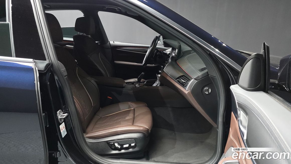 BMW Gran Turismo 2023