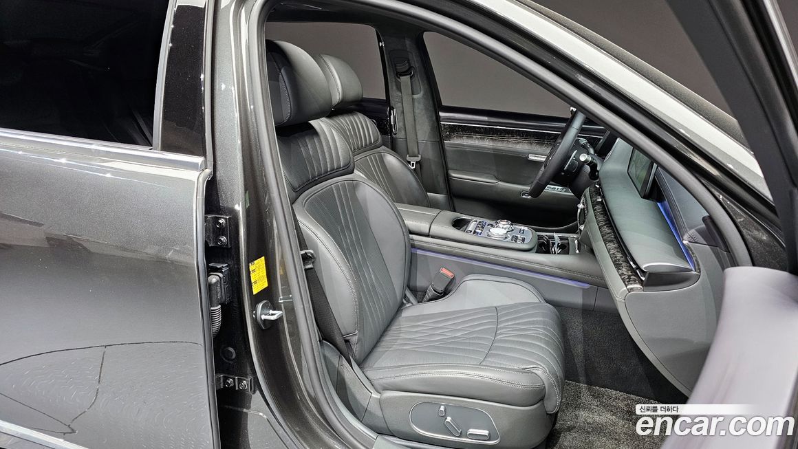 Genesis G90 2023
