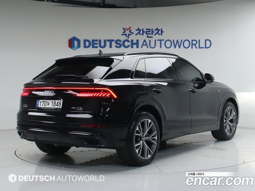 Audi Q8 2022