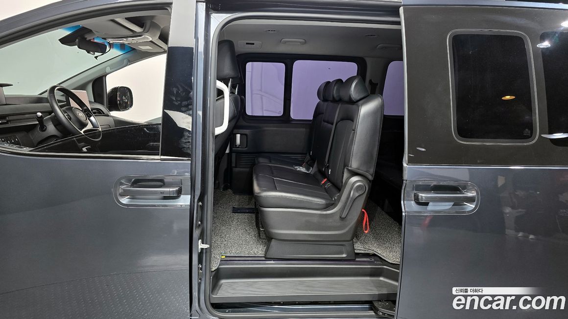 Hyundai Staria 2022