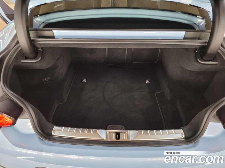 Bentley Continental 2021