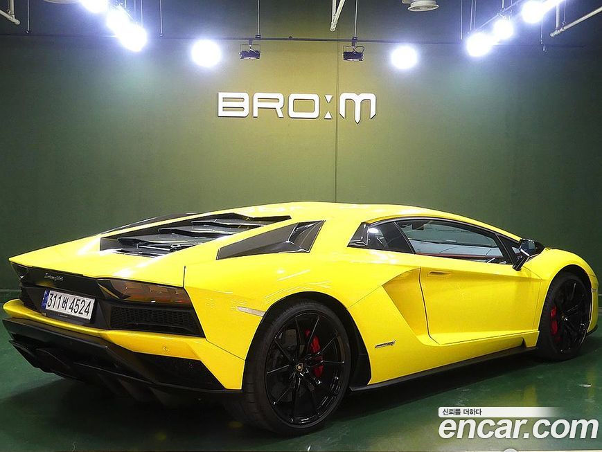 Lamborghini Aventador 2018