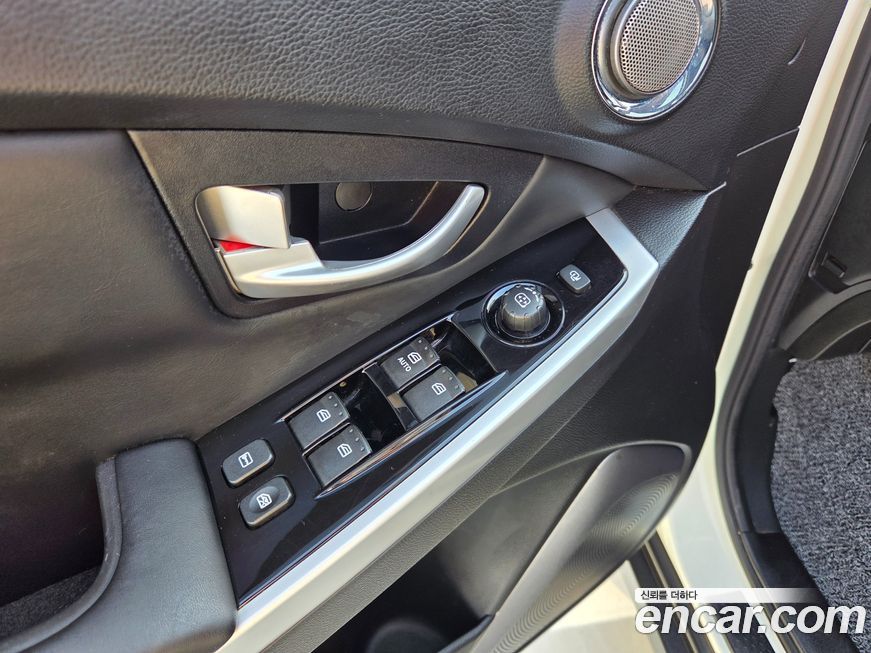 KG_Mobility_Ssangyong KORANDO 2015