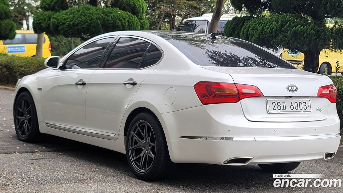 Kia K7 2011