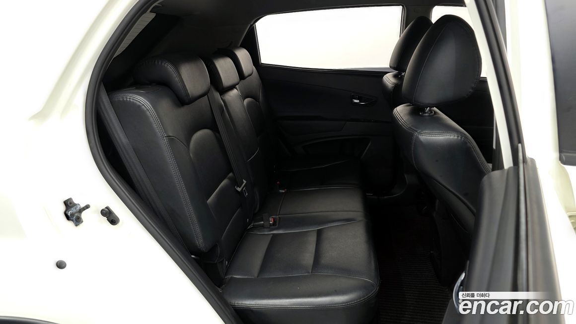 KG_Mobility_Ssangyong KORANDO 2012