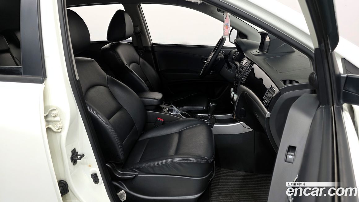 KG_Mobility_Ssangyong KORANDO 2012