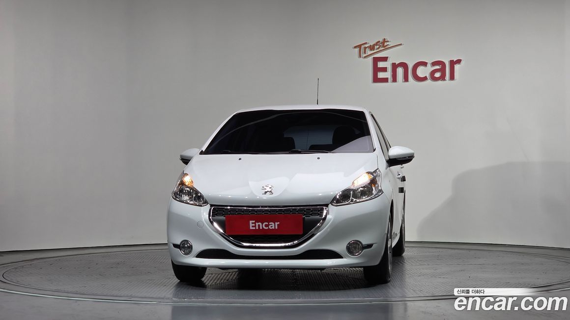 Peugeot 208 2016