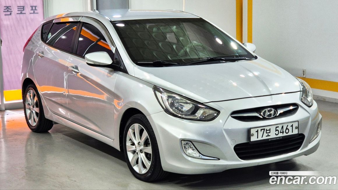 Hyundai Accent 2012