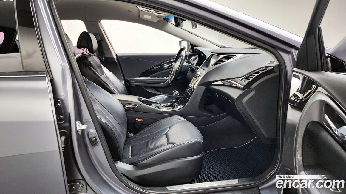 Hyundai Grandeur 2011