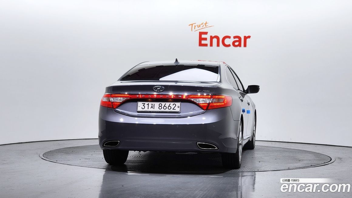 Hyundai Grandeur 2011