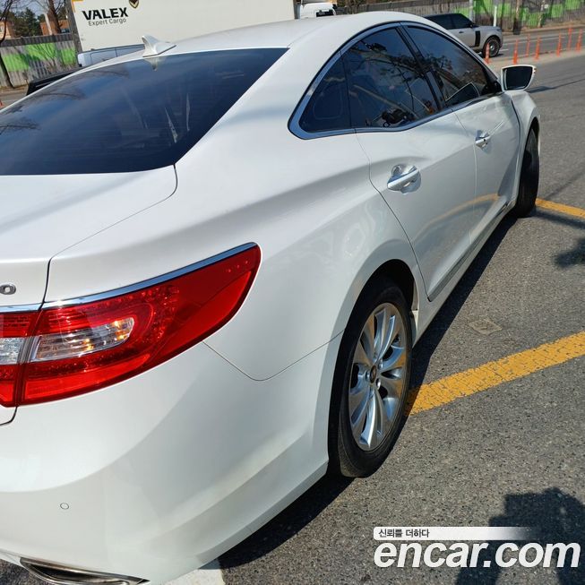 Hyundai Grandeur 2012