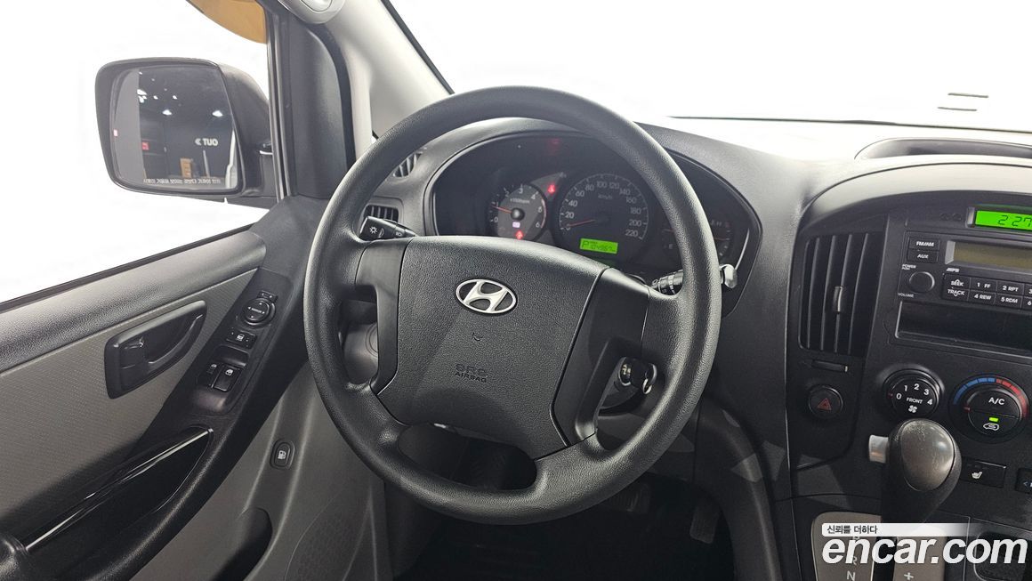 Hyundai Starex 2012